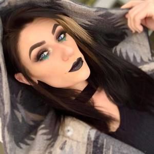 Meet your Posher, Ali